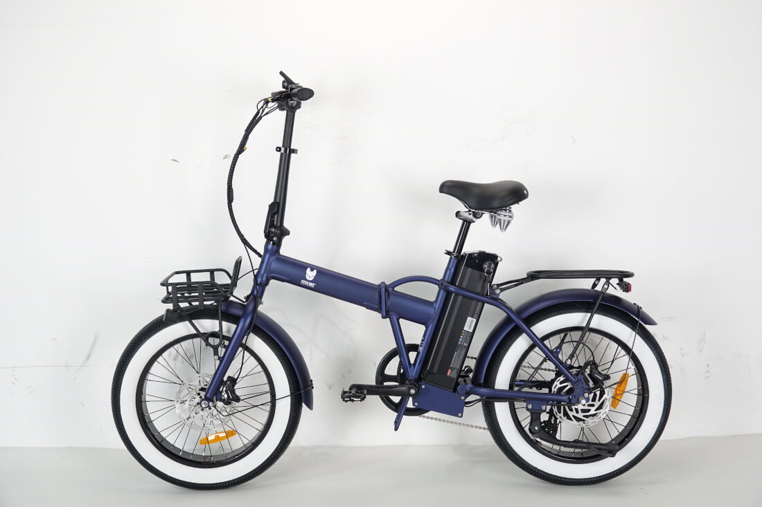 modèle blue_7822.jpg